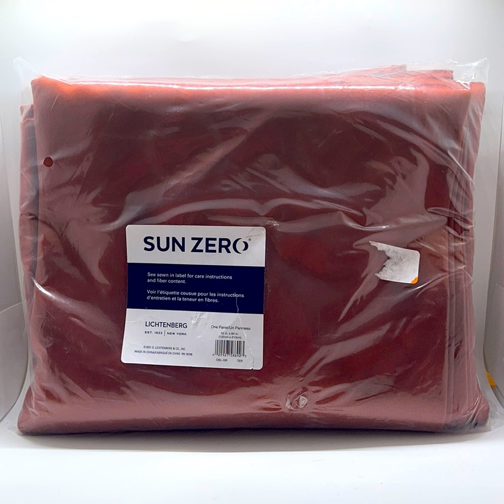 Sun Zero Oslo Theater Grade Blackout Curtin